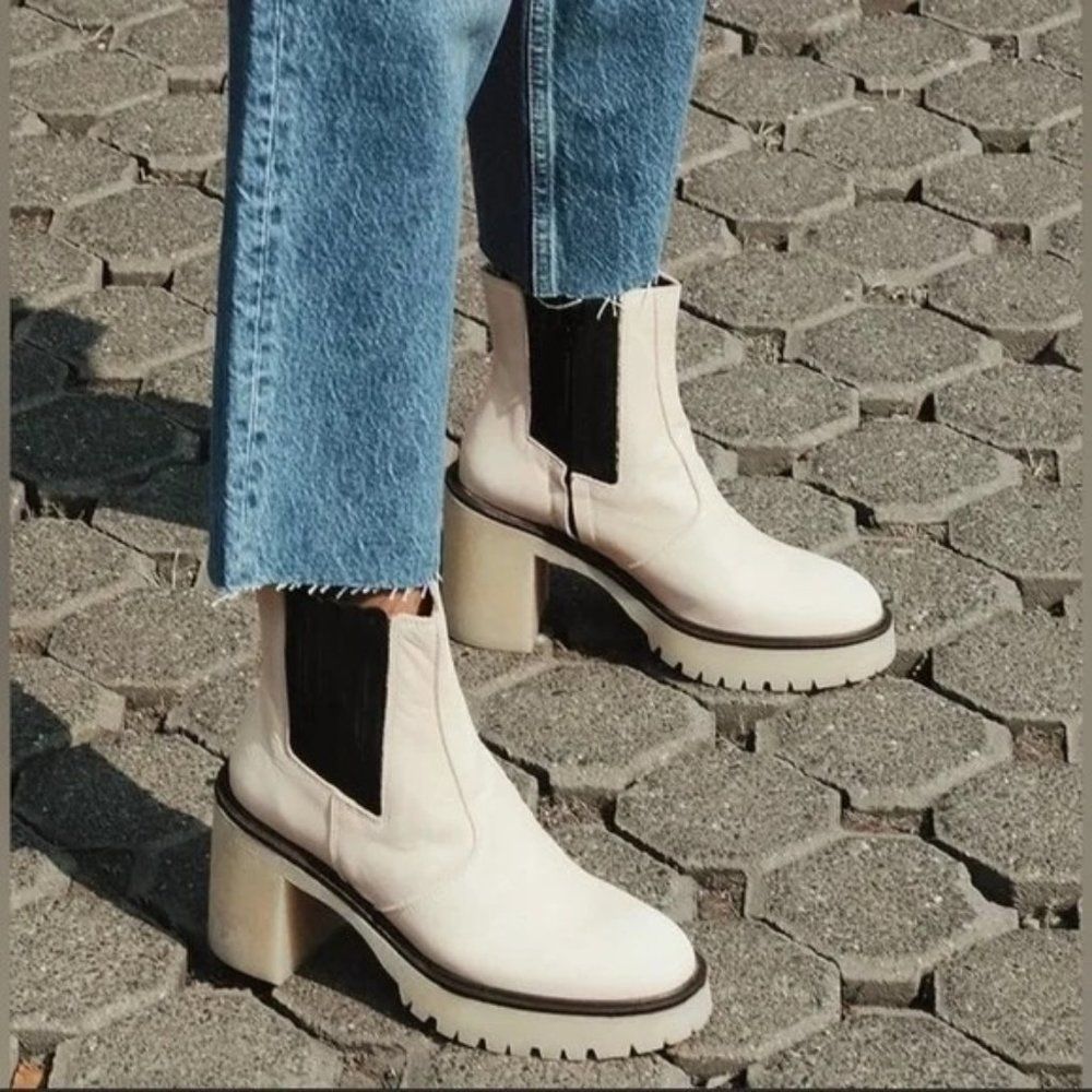 NEW Free People James Leather Chelsea Boots Cream Bone Ivory Size 9.5
